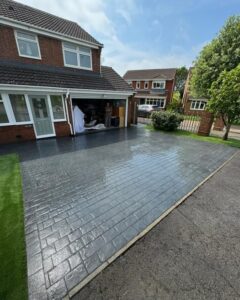 London Cobble Concrete Imprint Driveway in the colour steel grey